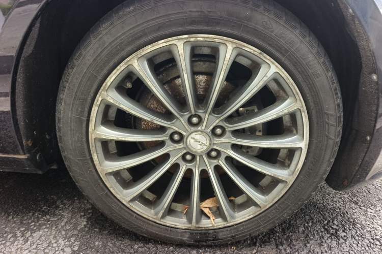 Used Zotye Z700 2016 1.8T DCT Elegant Version Right Front Wheel Hub