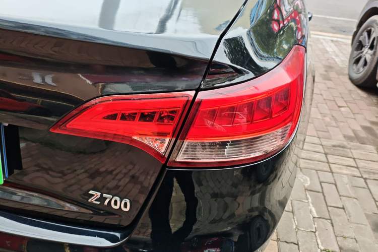 Used Zotye Z700 2016 1.8T DCT Elegant Version Right Rear Taillight