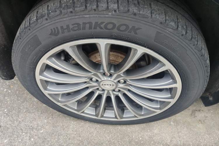Used Zotye Z700 2016 1.8T DCT Elegant Version Right Rear Wheel Hub
