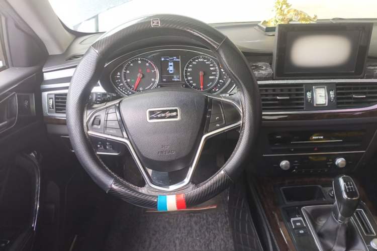 Used Zotye Z700 2016 1.8T Manual Luxury Model Steering Wheel