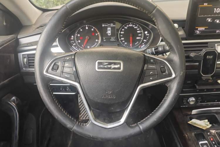 Used Zotye Z700 2016 1.8T DCT Elegant Version Steering Wheel