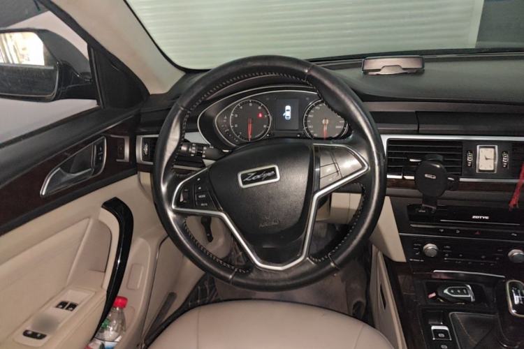 Used Zotye Z700 2016 1.8T Manual Elegant Model Steering Wheel