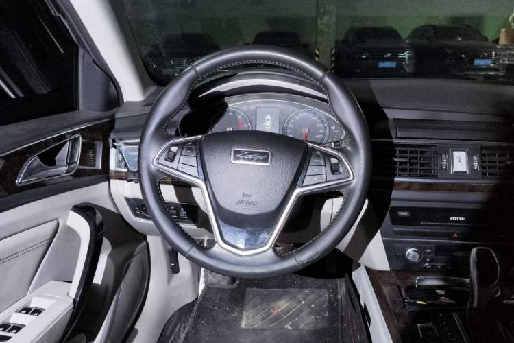 Used Zotye Z700 2016 1.8T DCT Elegant Version Steering Wheel