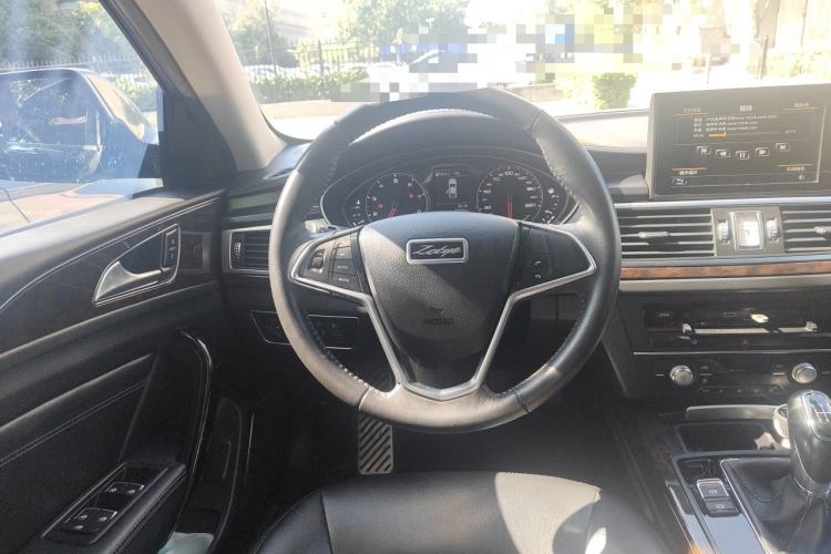 Used Zotye Z700 2016 1.8T Manual Luxury Model Steering Wheel