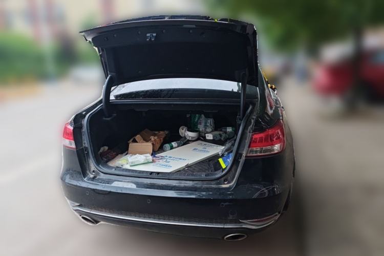 Used Zotye Z700 2016 1.8T DCT Elegant Version Trunk