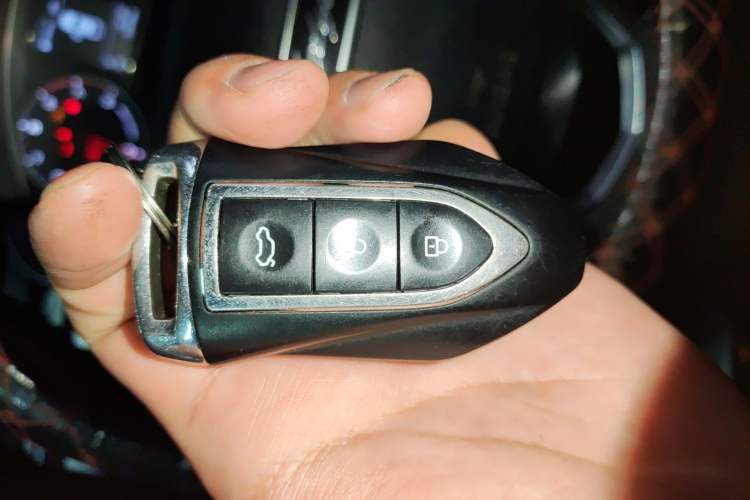 Used Zotye Z700 2016 1.8T DCT Prestige Edition Vehicle Key