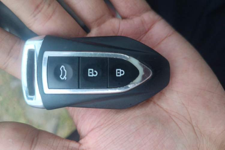 Used Zotye Z700 2016 1.8T DCT Prestige Edition Vehicle Key