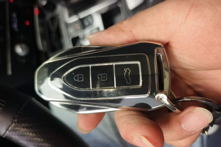 Used Zotye Z700 2016 1.8T DCT Elegant Version Vehicle Key