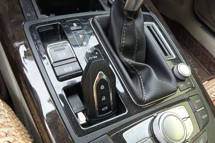 Used Zotye Z700 2016 1.8T DCT Luxury Model Vehicle Key