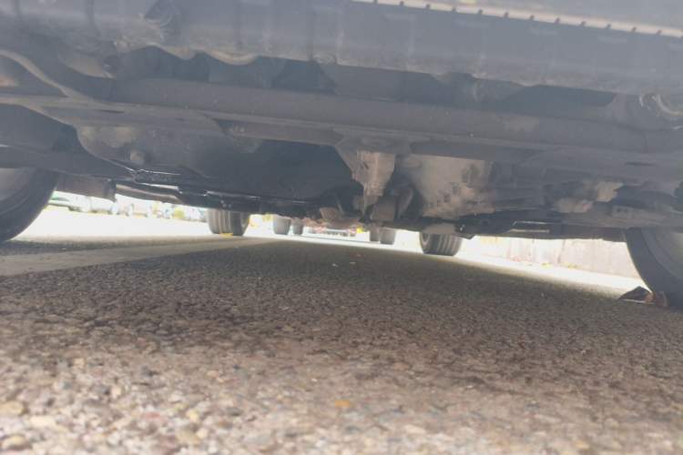 Used Zotye Z700 2016 1.8T DCT Prestige Edition Chassis Front