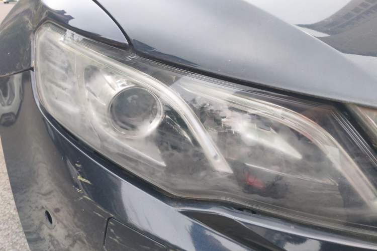 Used Zotye Z700 2016 1.8T DCT Prestige Edition Right Front Headlight