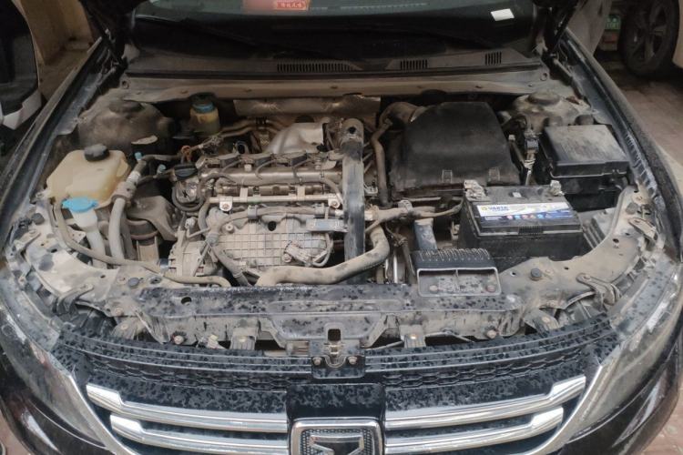 Used Zotye Z700 2016 1.8T DCT Elegant Version Engine Bay