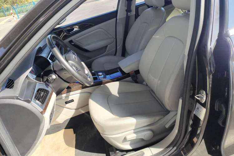 Used Zotye Z700 2016 1.8T DCT Luxury Model Left Front Seat