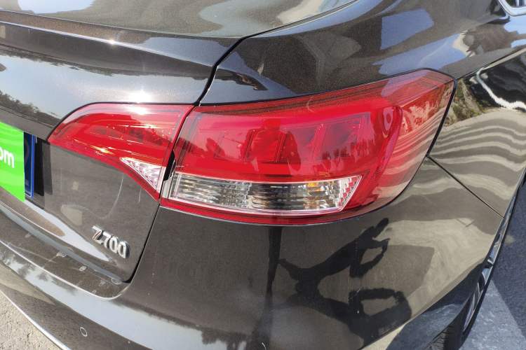 Used Zotye Z700 2016 1.8T DCT Luxury Model Right Rear Taillight