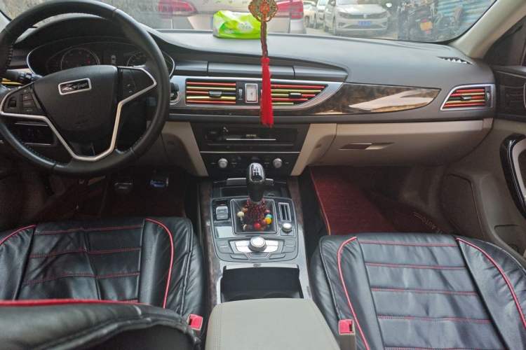 Used Zotye Z700 2016 1.8T Manual Luxury Model Audio And AC Panel