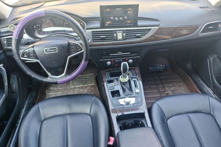 Used Zotye Z700 2016 1.8T DCT Luxury Model Center Console