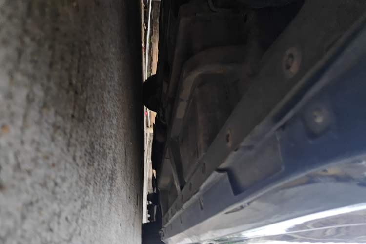 Used Zotye Z700 2016 1.8T DCT Prestige Edition Chassis Rear Right