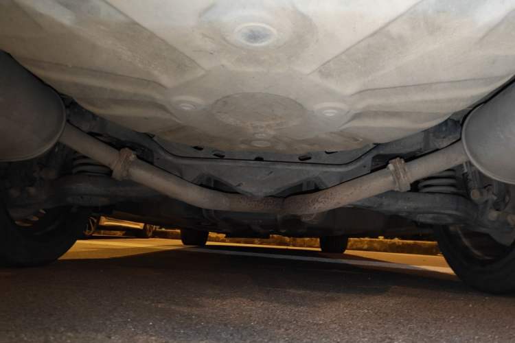Used Zotye Z700 2016 1.8T DCT Prestige Edition Chassis Rear