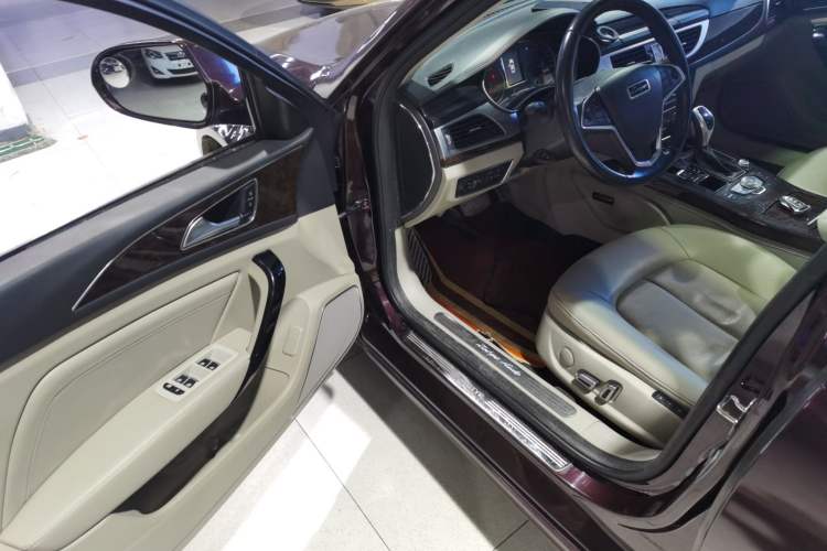 Used Zotye Z700 2016 1.8T DCT Elegant Version Driver Seat