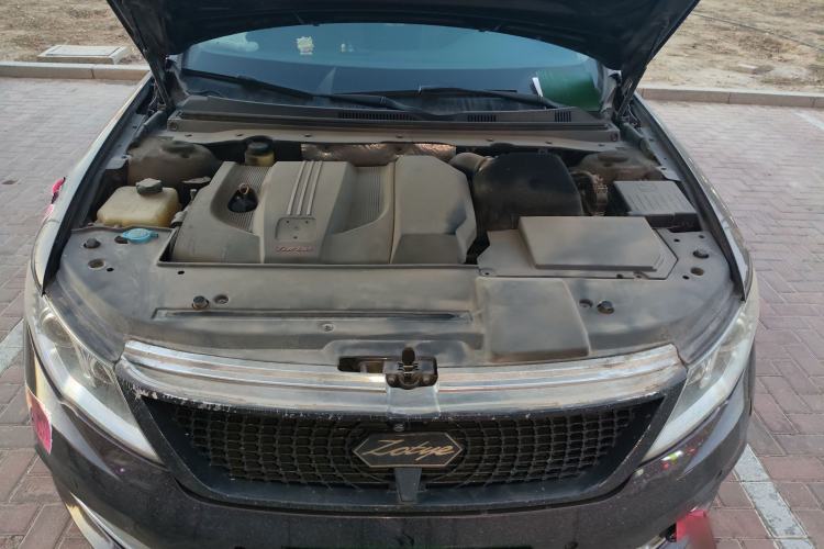 Used Zotye Z700 2016 1.8T DCT Prestige Edition Engine Bay