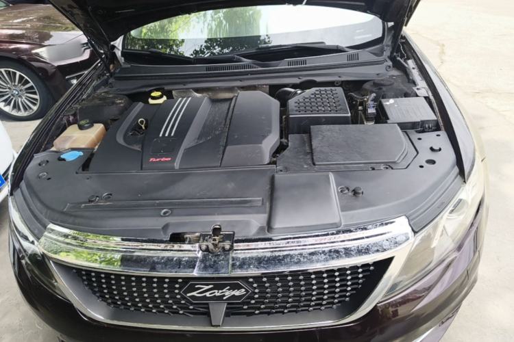 Used Zotye Z700 2016 1.8T DCT Luxury Model Engine Bay