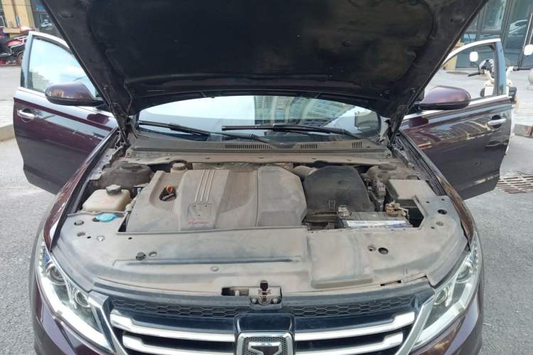 Used Zotye Z700 2016 1.8T Manual Luxury Model Engine Bay