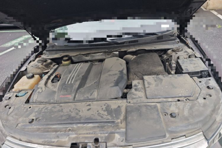 Used Zotye Z700 2016 1.8T DCT Elegant Version Engine Bay