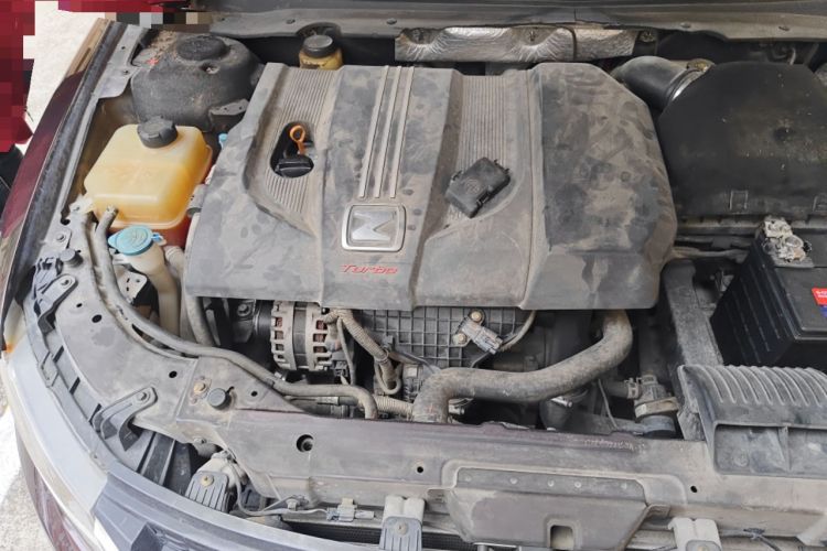 Used Zotye Z700 2016 1.8T DCT Prestige Edition Engine Bay Right