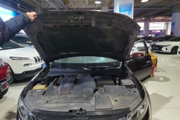 Used Zotye Z700 2016 1.8T DCT Elegant Version Engine Bay