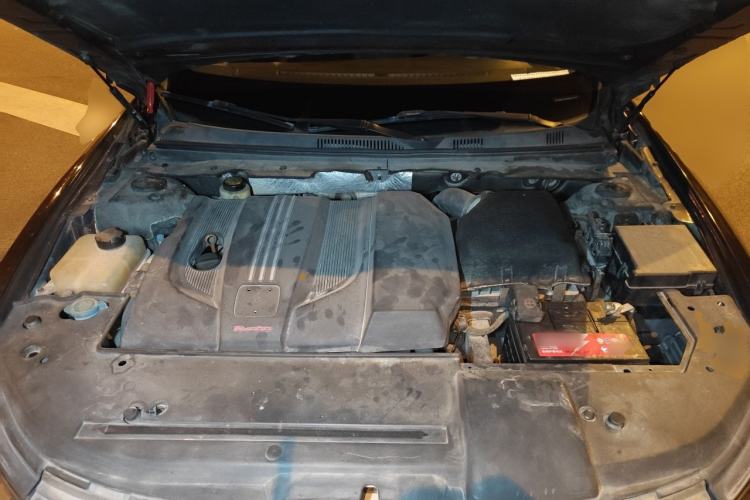 Used Zotye Z700 2016 1.8T DCT Prestige Edition Engine Bay