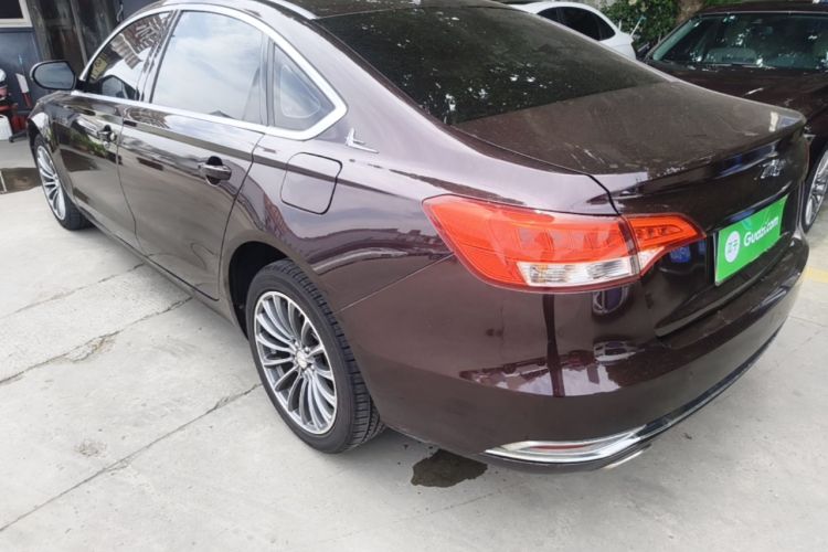 Used Zotye Z700 2016 1.8T DCT Luxury Model Exterior 2