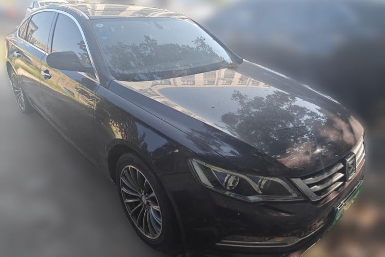Used Zotye Z700 2016 1.8T DCT Prestige Edition Exterior 2