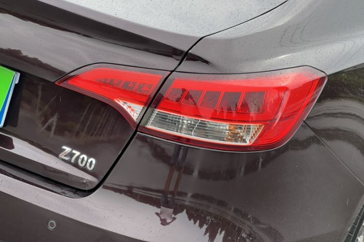 Used Zotye Z700 2016 1.8T DCT Elegant Version Exterior 5