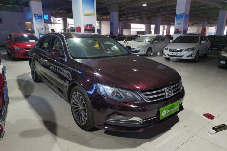 Used Zotye Z700 2016 1.8T DCT Elegant Version Front Right 45 Deg