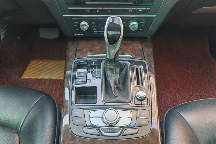 Used Zotye Z700 2016 1.8T DCT Elegant Version Gear Lever
