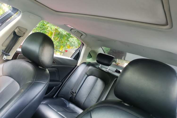 Used Zotye Z700 2016 1.8T DCT Luxury Model Headliner
