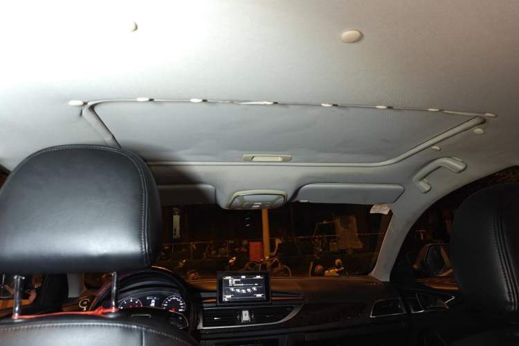 Used Zotye Z700 2016 1.8T DCT Prestige Edition Headliner