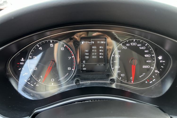 Used Zotye Z700 2016 1.8T DCT Prestige Edition Instrument Cluster