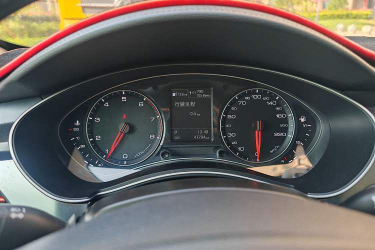 Used Zotye Z700 2016 1.8T DCT Elegant Version Instrument Cluster