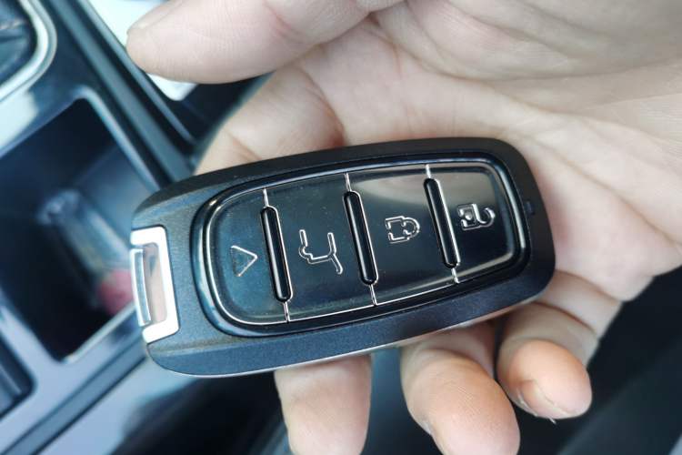 Used Zotye Z700 2016 1.8T DCT Luxury Model Interior 1