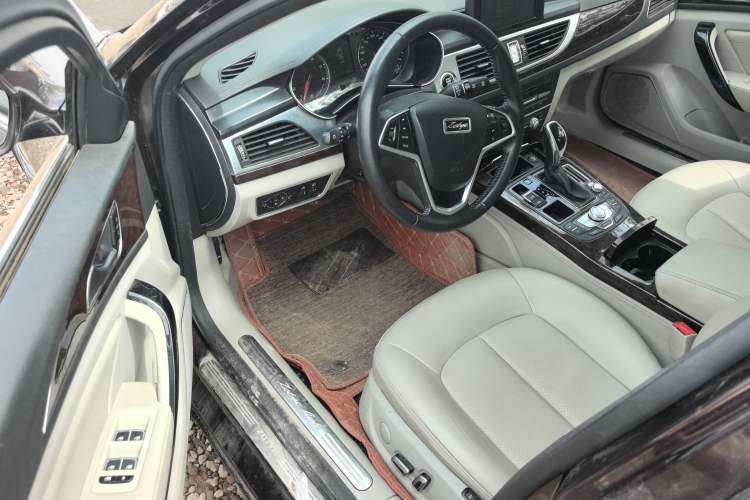 Used Zotye Z700 2016 1.8T DCT Elegant Version Interior 2