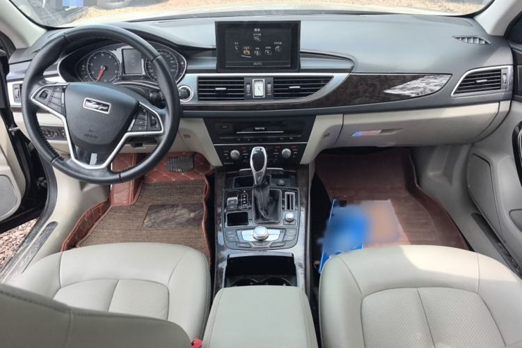 Used Zotye Z700 2016 1.8T DCT Elegant Version Interior 3