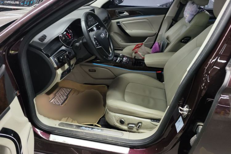 Used Zotye Z700 2016 1.8T DCT Prestige Edition Left Front Seat