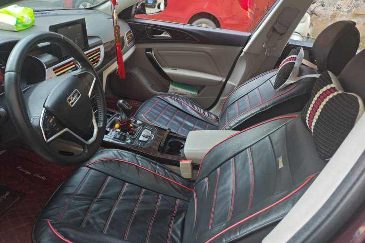 Used Zotye Z700 2016 1.8T Manual Luxury Model Left Front Seat