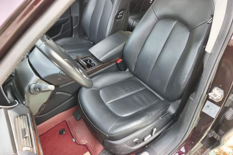 Used Zotye Z700 2016 1.8T DCT Prestige Edition Left Front Seat