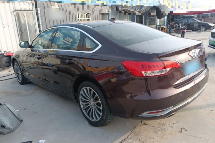Used Zotye Z700 2016 1.8T DCT Luxury Model Left Side