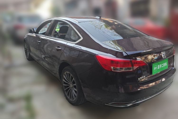 Used Zotye Z700 2016 1.8T Manual Luxury Model Rear Left 45 Deg