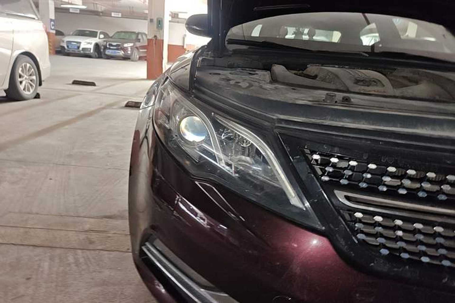 Used Zotye Z700 2016 1.8T DCT Luxury Model Right Front Headlight