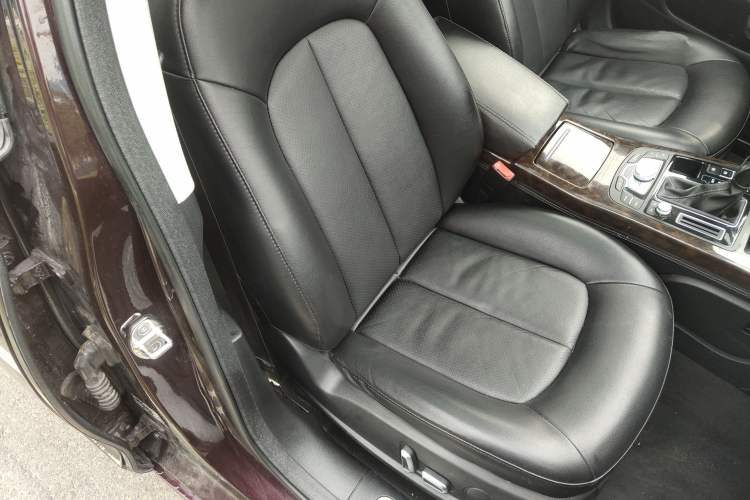 Used Zotye Z700 2016 1.8T DCT Elegant Version Right Front Seat
