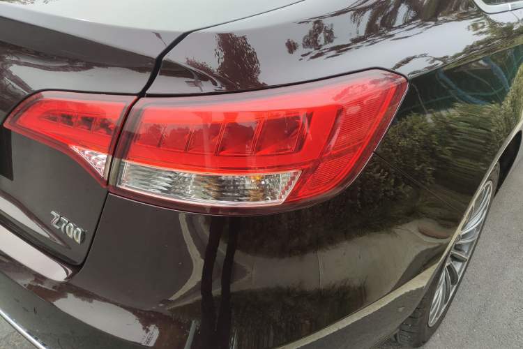 Used Zotye Z700 2016 1.8T DCT Elegant Version Right Rear Taillight